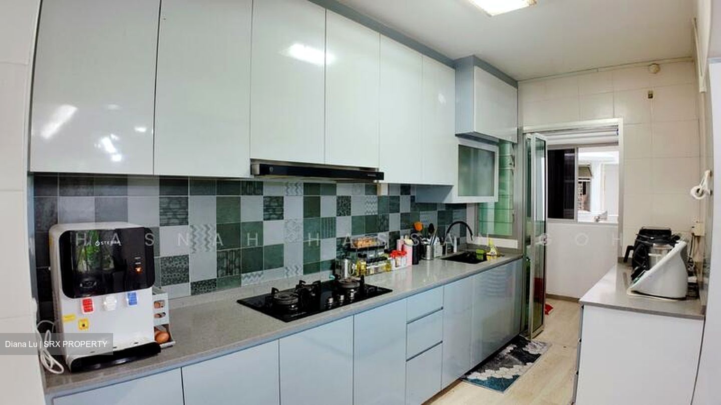 Blk 426C Floral Spring @ Yishun (Yishun), HDB 5 Rooms #501991891